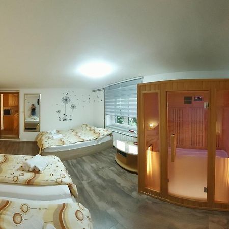 Apartma Na Ravnicah Церкно Екстериор снимка