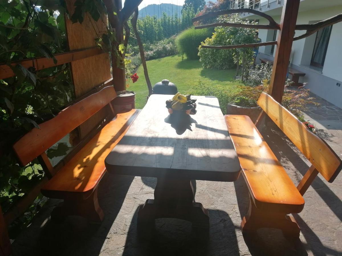Apartma Na Ravnicah Церкно Екстериор снимка